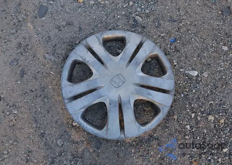 2013 Honda Fit z USA, uszkodzony, nr VIN JHMGE8H33DC075081